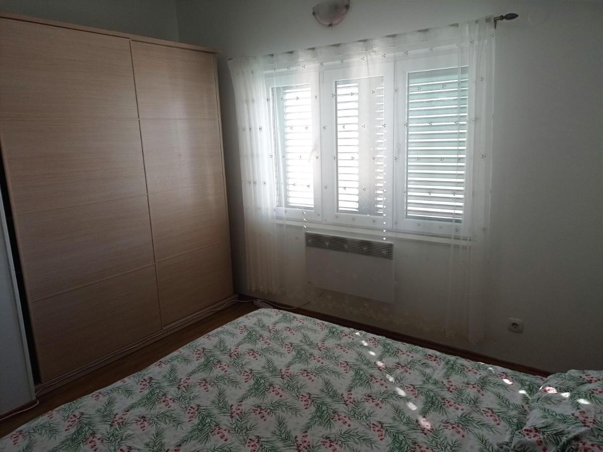 Apartment Matej Stobreč Esterno foto
