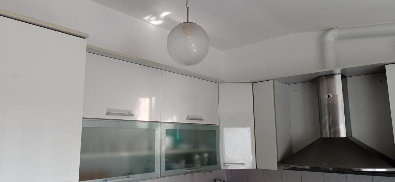 Apartment Matej Stobreč Esterno foto
